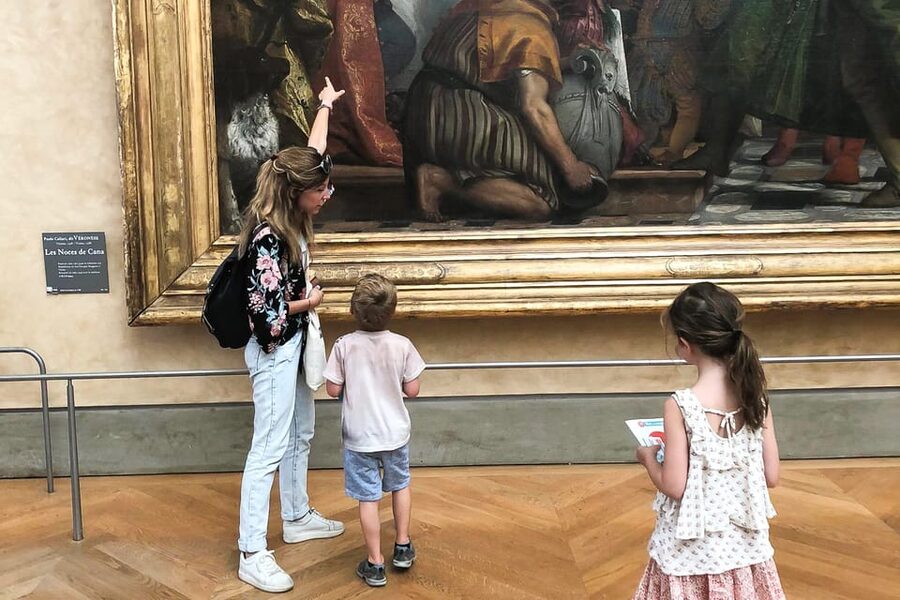 Louvre Guided Treasure Hunt for Families and Kids - Skip-the-line entry matters here