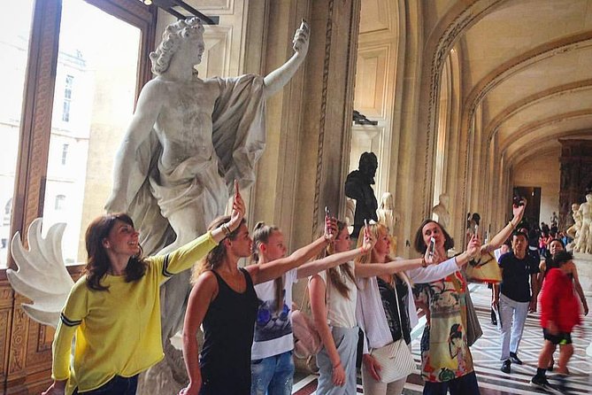 Louvre: Highlights and hidden pearls in MINI groups - Crowds, pace, and guide communication