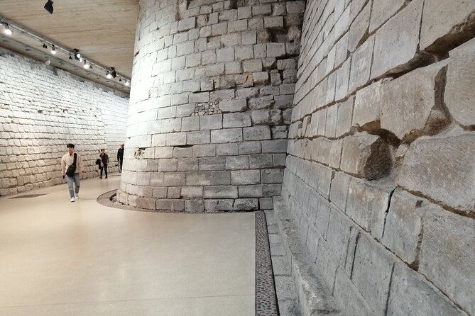 Louvre Highlights Tour for Kids Ticket Included - The Louvre’s first lesson: fortress, palace, museum