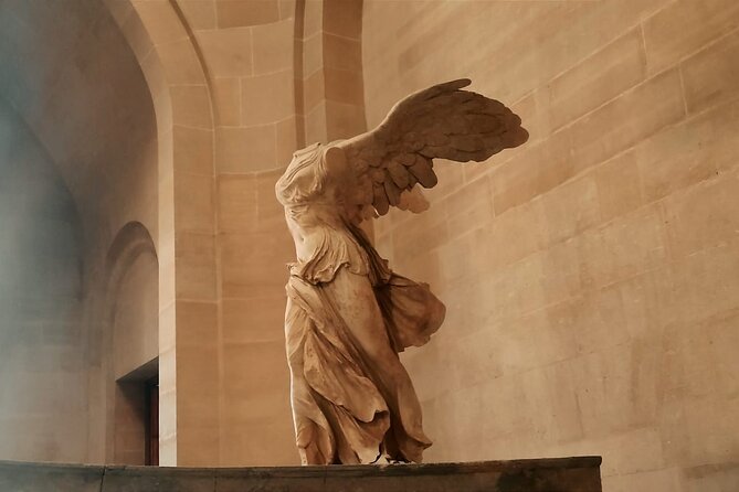 Louvre Highlights Tour for Kids Ticket Included - The guides make or break the family experience