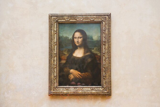 Louvre Masterpieces Express Guided Tour & French Wine Tasting - Two hours inside a museum that needs two days