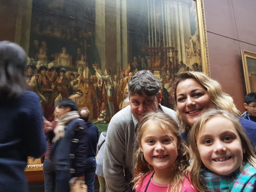 Louvre Museum Child-Friendly Private Tour for Families - Renaissance paintings and famous names