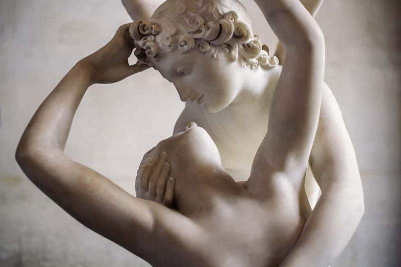 Louvre Museum: Mona Lisa Without the Crowds Last Entry Tour - Key points at a glance