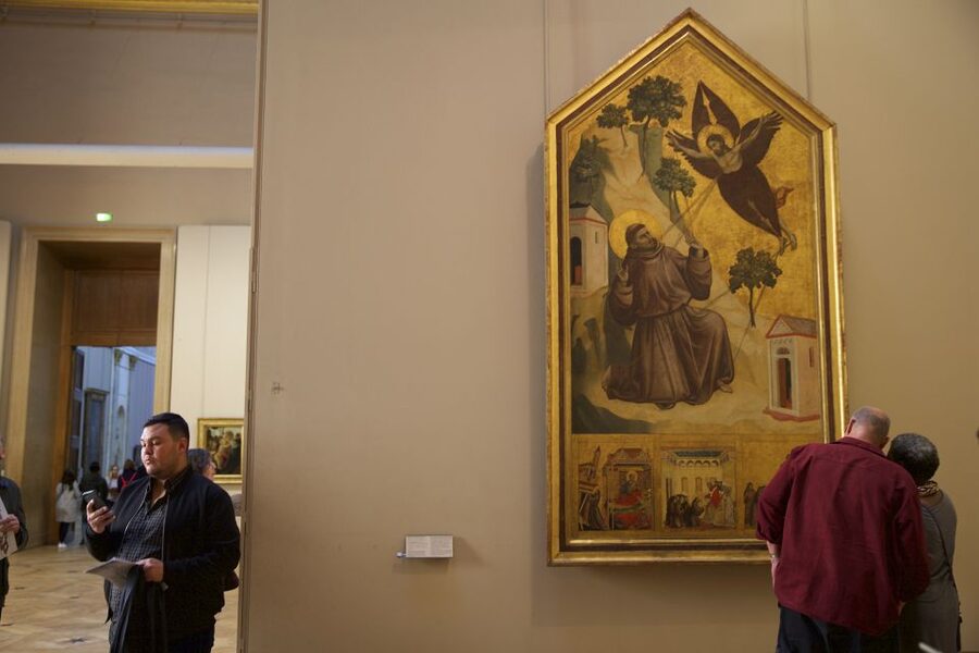 Louvre Museum: Mona Lisa Without the Crowds Last Entry Tour - French history in paintings