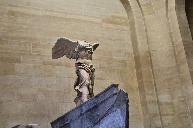 Louvre Museum Small-Group English Guided Tour - Who should book this Louvre visit?