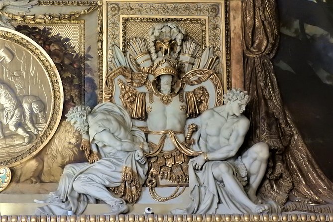 Louvre Museum Small-Group Guided Tour - The family promise and what children may experience