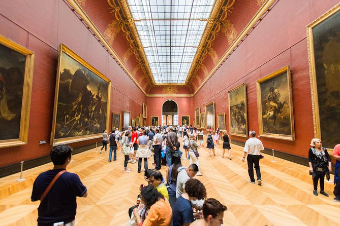 Louvre Museum Small-Group Guided Tour - Entry lines, security, and the time you actually get inside