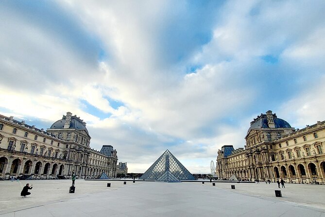 Louvre Museum Timed Entry Ticket - Optional Private Guide - Arriving at the Pyramid and getting inside