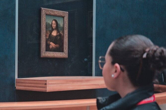 Louvre Priority Access with Mona Lisa Escort or Guided Option - Guided option versus Mona Lisa escort