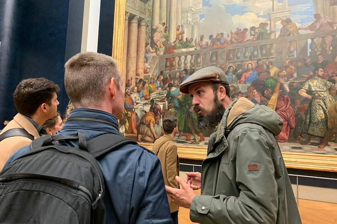 LOUVRE PRIVATE TOUR: Priority Access tickets & Local expert guide - Greek sculpture and Italian Renaissance painting