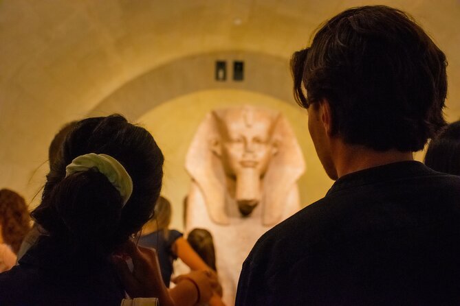 Louvre Private Tour – The Essentials and More with Expert Guide - Why a private guide helps inside the Louvre