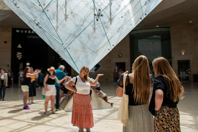 Louvre Wheelchair-Accessible Private Tour – Stress-Free & Easy - Price and whether the private format earns it