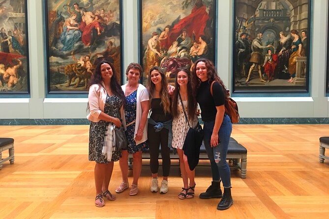 Mamma Mia! Paris Louvre Museum Guided Tour Kid-Friendly Activity - Artists and galleries you can fit around your family