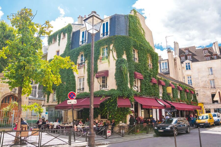 Marais District of Paris Guided Walking Tour - Key points at a glance