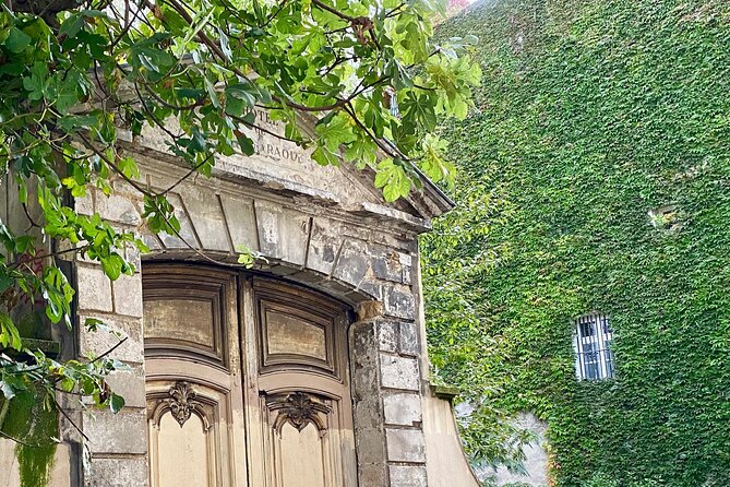 Marais HiddenTreasures, audioguided walking tour - Starting beside the Seine at 1 Rue des Nonnains-d’Hyères
