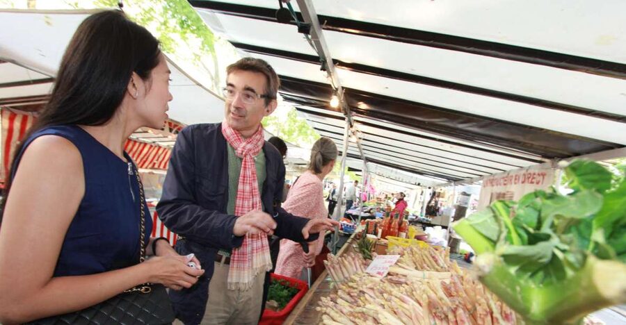 Market Visit and Cooking Class with a Parisian Chef - From market basket to three-course lunch