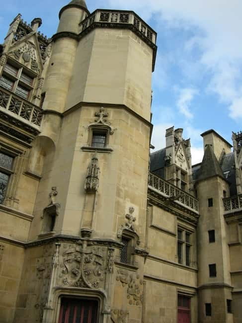 Medieval Paris Private Walking Tour - Reading medieval Paris one street at a time