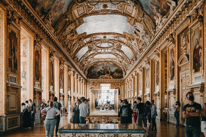 Mona Lisa and Treasures: Louvre Museum Experience 6-people Max - The guides: Rawda, Monty, and Juan Carlos