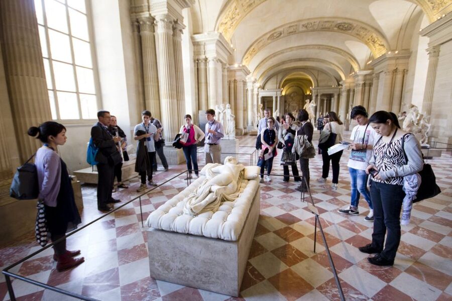Mona Lisa & Louvre Masterpieces Tour with Reserved Access - The free time after the tour
