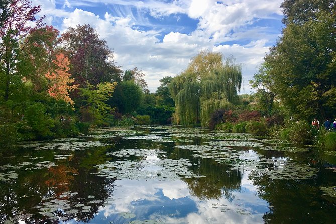 Monet's Gardens & House-Private Giverny Tour From Paris - Walking the Clos Normand and the Water Lilies