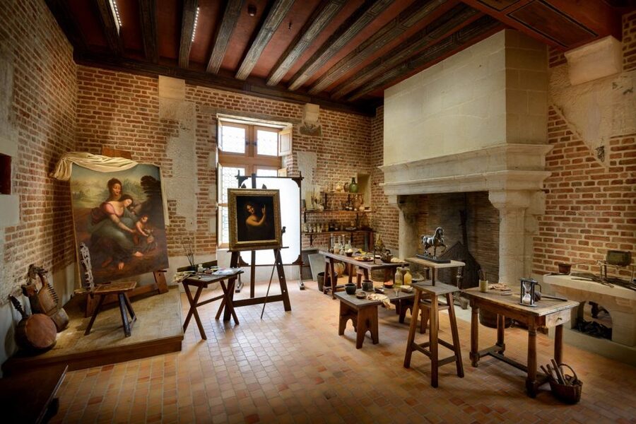 Mont Saint-Michel & Chateaux Country 3-Day Tour from Paris - Norman history may change the balance