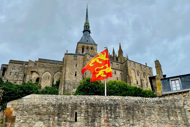 Mont Saint-Michel Small-group by Minivan from Paris with Calvados - Key points to know before booking