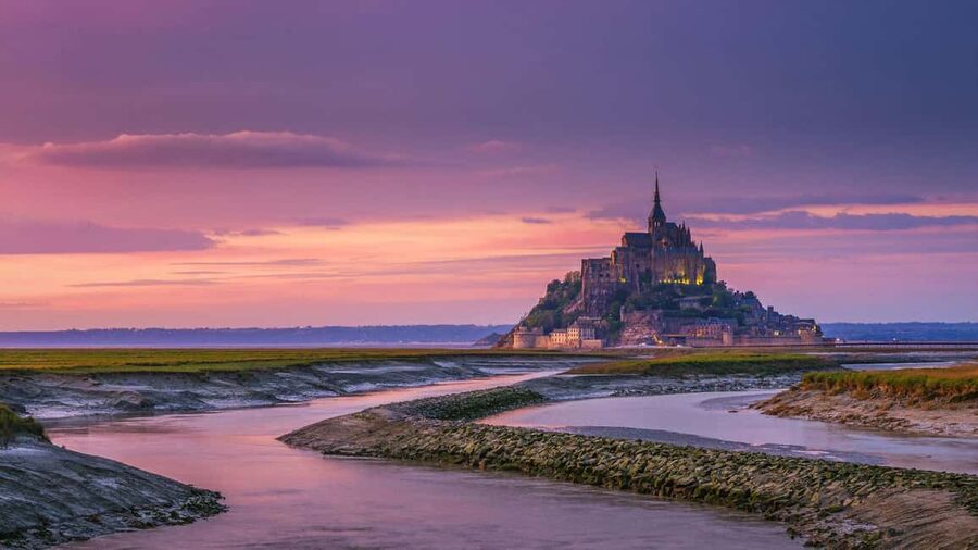 Mont Saint-Michel Small-Group Day Trip from Paris with Abbey Ticket - Why Mont Saint-Michel deserves a full day from Paris