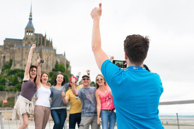 Mont Saint-Michel Small-Group Trip with Cider Tasting from Paris - Seeing the Gothic church and the island village