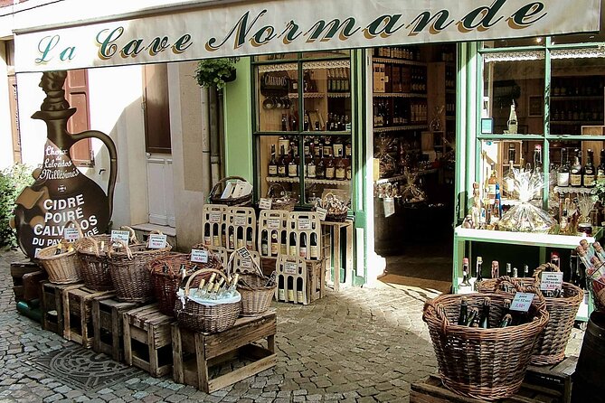 Mont Saint-Michel with Calvados Tasting Private Tour from Paris - Free time, lunch, and the four-hour window