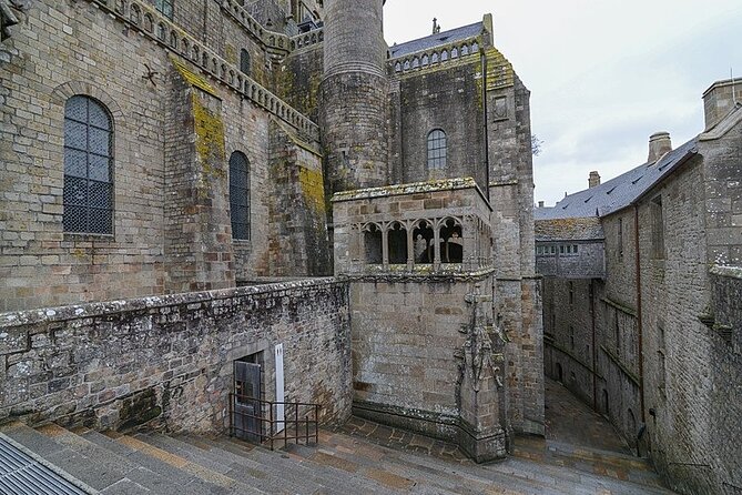 Mont Saint-Michel with Calvados Tasting Private Tour from Paris - Is $667.63 per person a fair price?