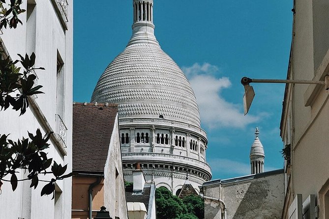 Montmartre District and Sacre Coeur - Exclusive Guided Walking Tour - A wild garden and one of Paris’s last vineyards