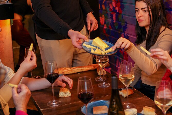 Montmartre Food Tour: The Most Complete Paris Food Experience - The seated lunch near Lamarck-Caulaincourt