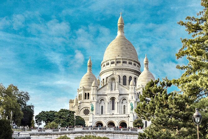 Montmartre Guided Walking Tour: Famous Artists and Cabarets - Starting at the Moulin Rouge on Place Blanche