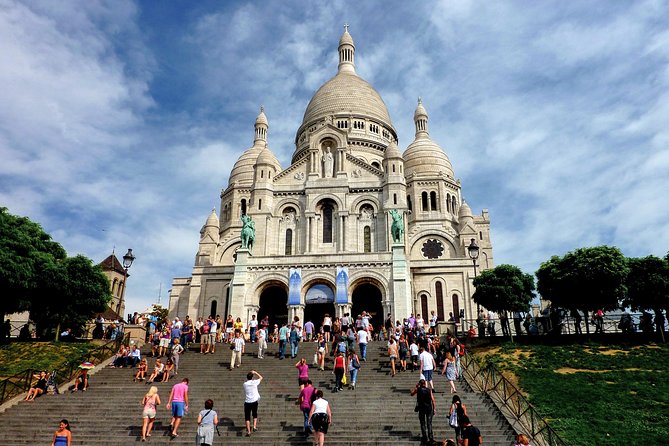 Montmartre Hidden Gems and Scenic Highlights Walking Tour - Dalida’s bust and La Maison Rose