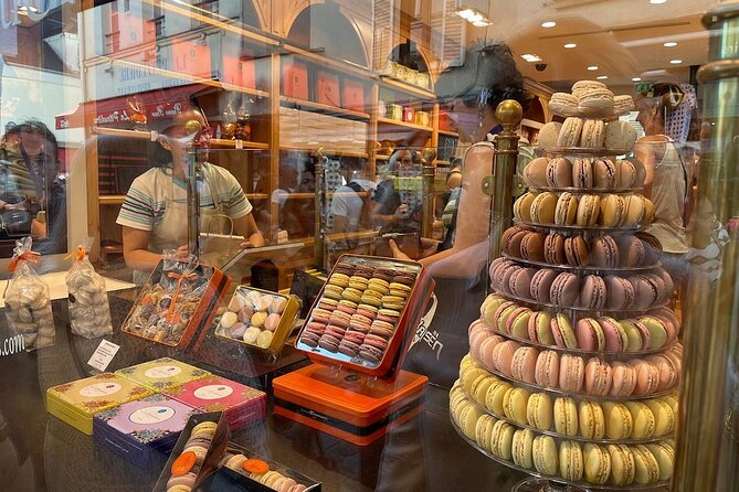 Montmartre Hill French Gourmet Food and Wine Tasting Walking Tour - The guides are a major part of the experience