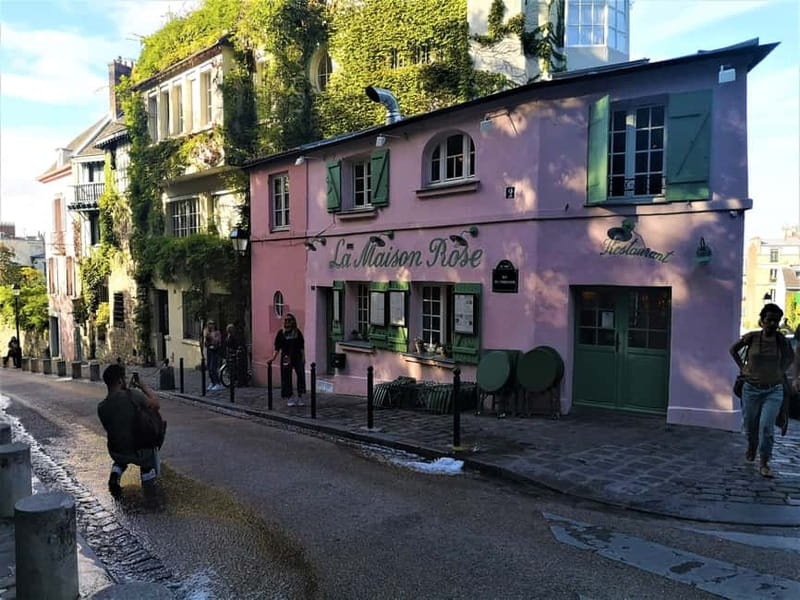 Montmartre : private family tour - Why Montmartre works so well with children