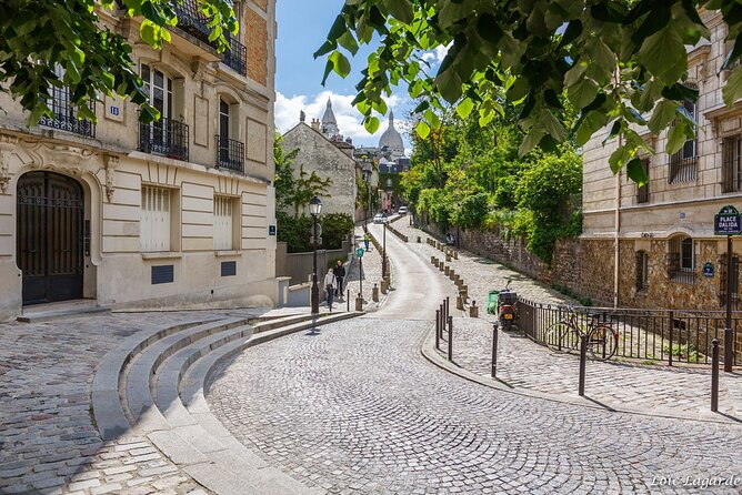 Montmartre Sacre Coeur Tour with Local guide - Why this short walk works in Montmartre