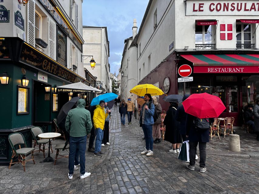 Montmartre Walking Tour in English - A detailed narrative, with guides such as Eva and Raj