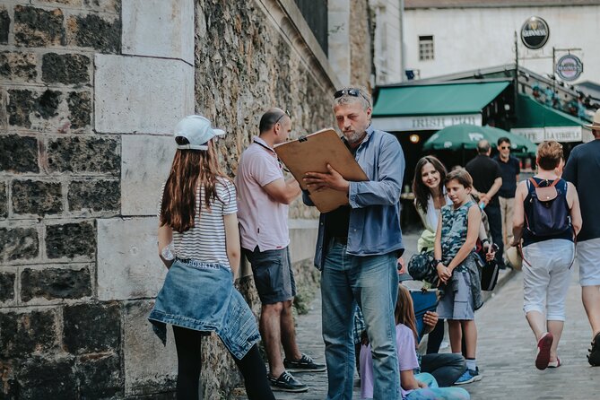 Montmartre Walking Tour: The Best of Art, Culture &Parisian Charm - The I Love You Wall and Place des Abbesses