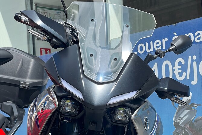 Motorcycle rental A2 Tracer 7 Yamaha 2023 (A2 license) Paris - What comes with the rental