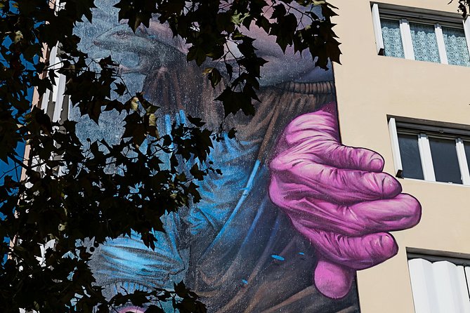 Murals XXL Street Art Tour - Seeing the murals, one wall at a time