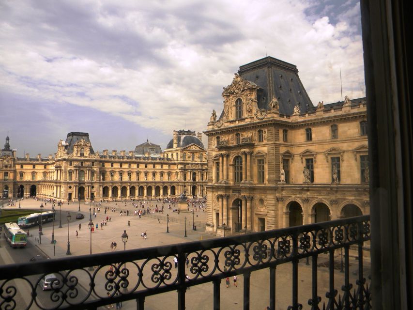 Murders and Mysteries of the Louvre Museum - Why the Louvre works so well for a mystery tour