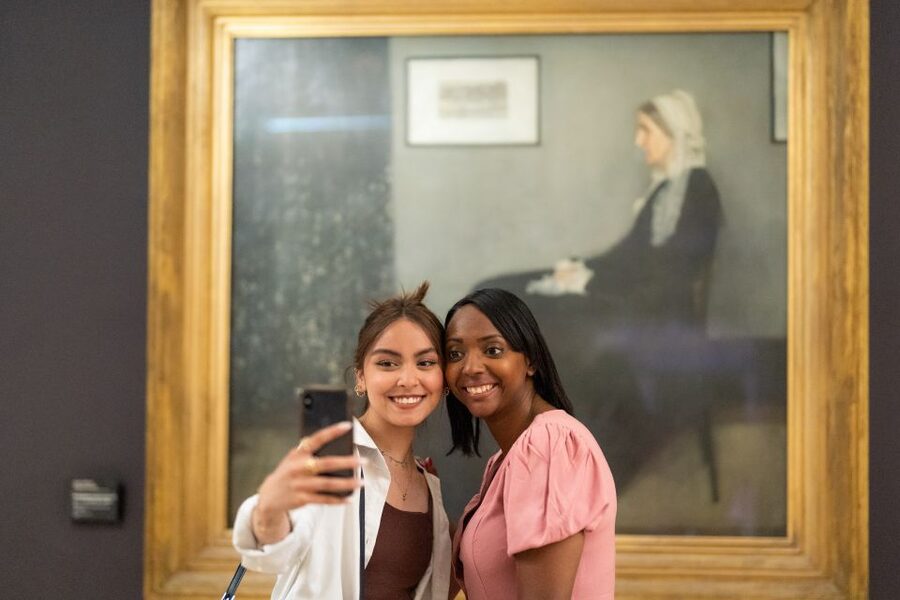 Musée d’Orsay Skip-the-Line Tour with Expert Guide - Why Musée d’Orsay feels different from other Paris museums