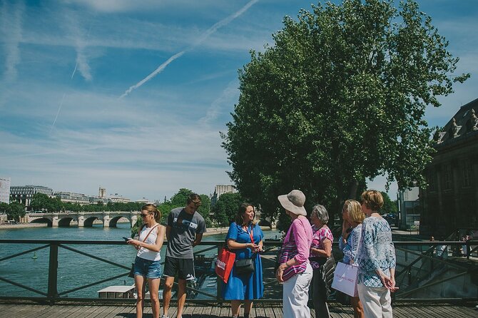 Night Out in Paris: Boho Vibes & City Lights - A pastry, local tips, and the human side of the walk