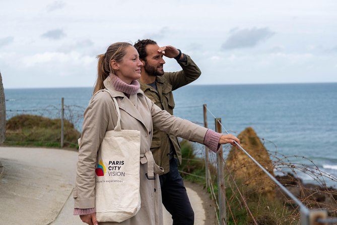 Normandy D-Day Landing Beaches with Private Guide From Paris - A French lunch at Saint-Laurent-sur-Mer