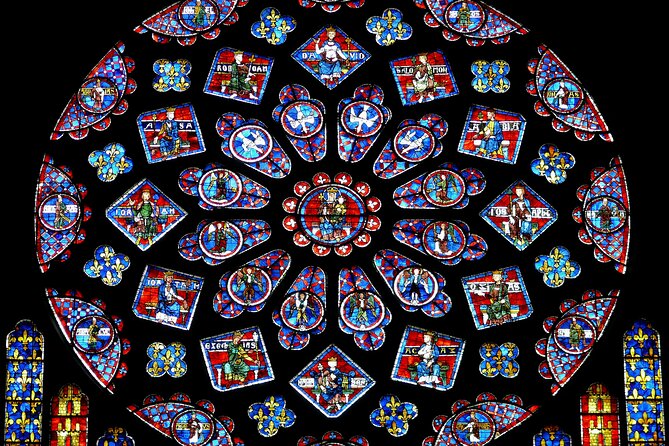 Notre Dame de Paris Interior Guided Tour - Interior access is the key booking question