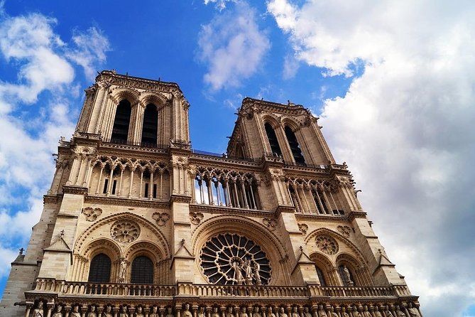 Notre Dame interior and Sainte Chapelle Private Tour - Starting on Île de la Cité, where Paris began