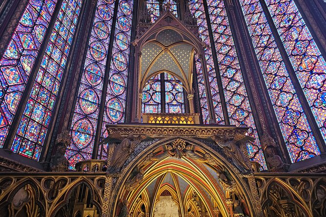 Notre Dame Outdoor Walking Tour and Entrance to Sainte Chapelle - Why the guide can make or break the hour