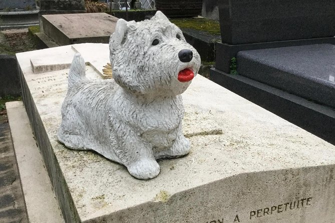 One Hour Père Lachaise Cemetery: A Self-guided Audio Tour - Following the GPS Route Through One Third of the Cemetery