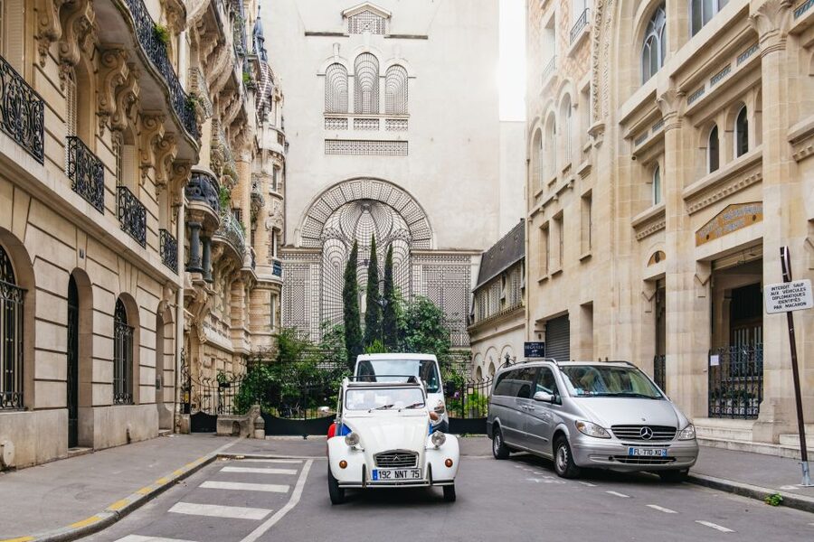 Paris: 1-Hour Vintage Citroen 2CV Tour - Open roof, weather, comfort, and photographs